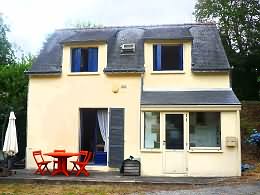 2 bedrooms house for sale in Morbihan 50 kilometers from the sea