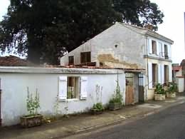 A village property in need of work in the Poitou Charentes