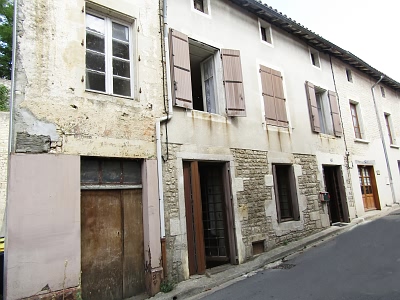 ARUX8166