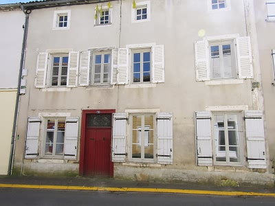 ARUX8515