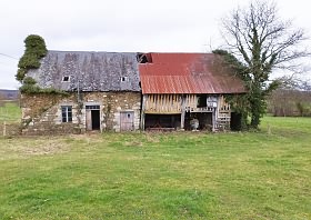 Stone barn to renovate near Le Jarry