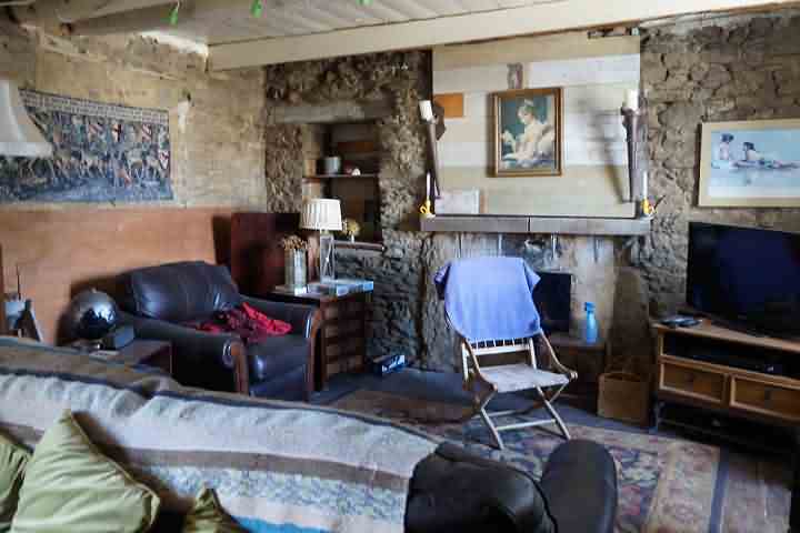 2 bed stone house for sale near Kerraden