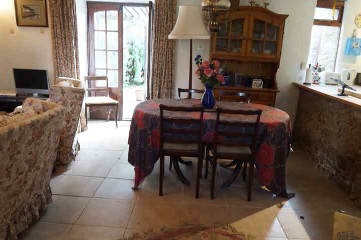 2 bed stone house for sale near Kerraden