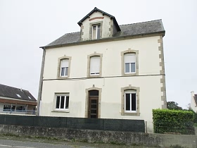 3 bed stone house for sale near Kerraden