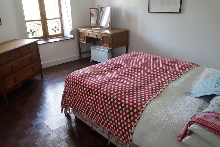 4 bed stone house for sale near Kerraden