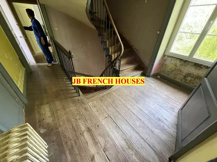 5 bed stone house for sale near Haimps