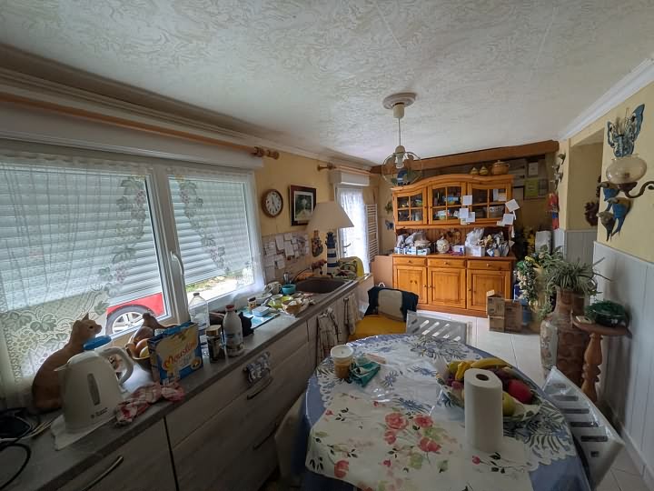 2 bed stone house for sale near Brittany centre
