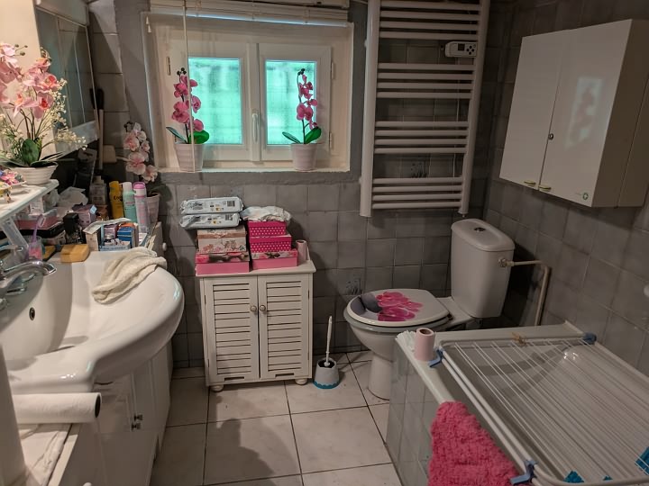 2 bed stone house for sale near Brittany centre