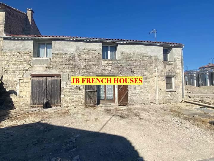 2 bed stone house for sale near Haimps