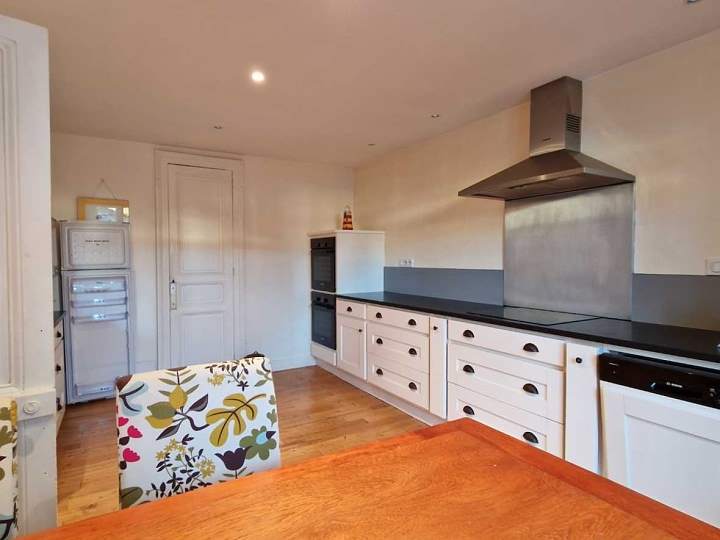 4 bed stone house for sale near Castels