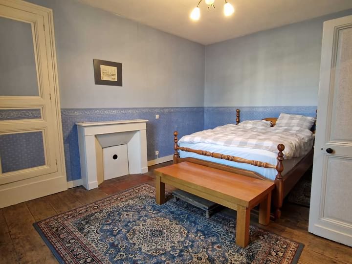4 bed stone house for sale near Castels