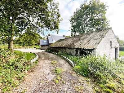 3 bed stone house for sale near Brittany centre