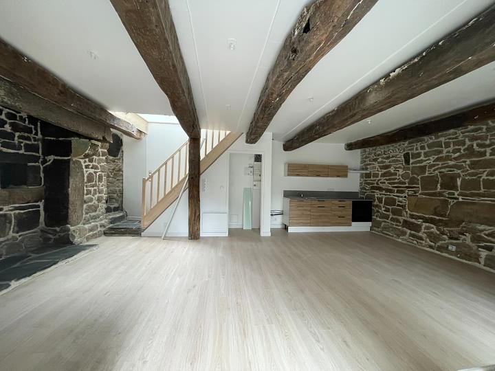 3 bed stone house for sale near Brittany centre