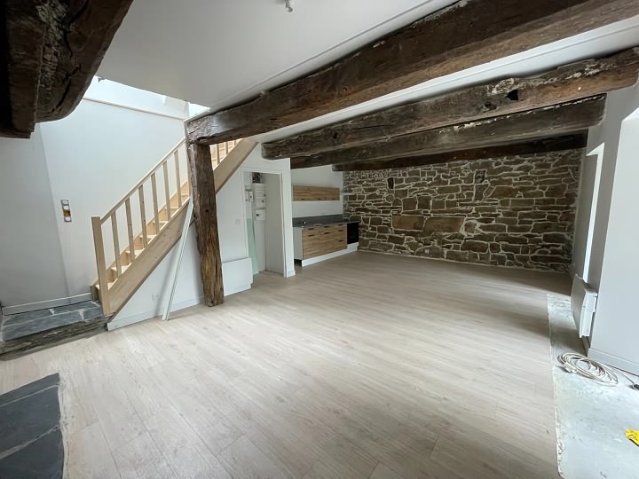 3 bed stone house for sale near Brittany centre