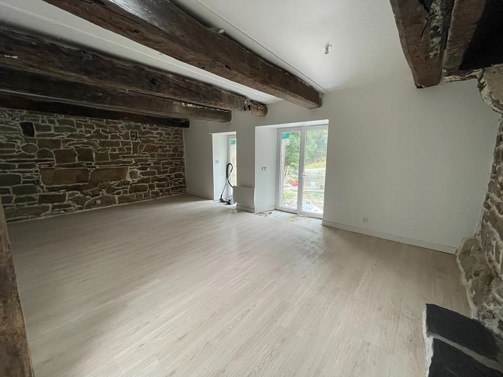 3 bed stone house for sale near Brittany centre