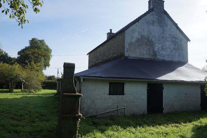 3 bed stone house for sale near Kerraden