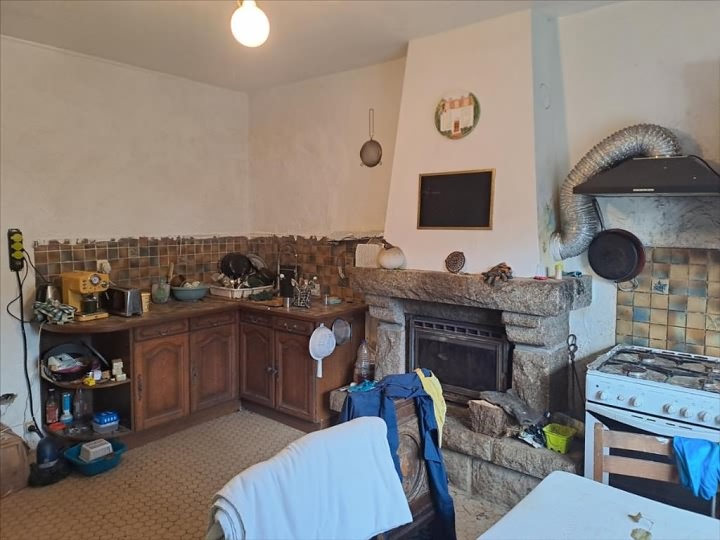 2 bed stone house for sale near Kerraden