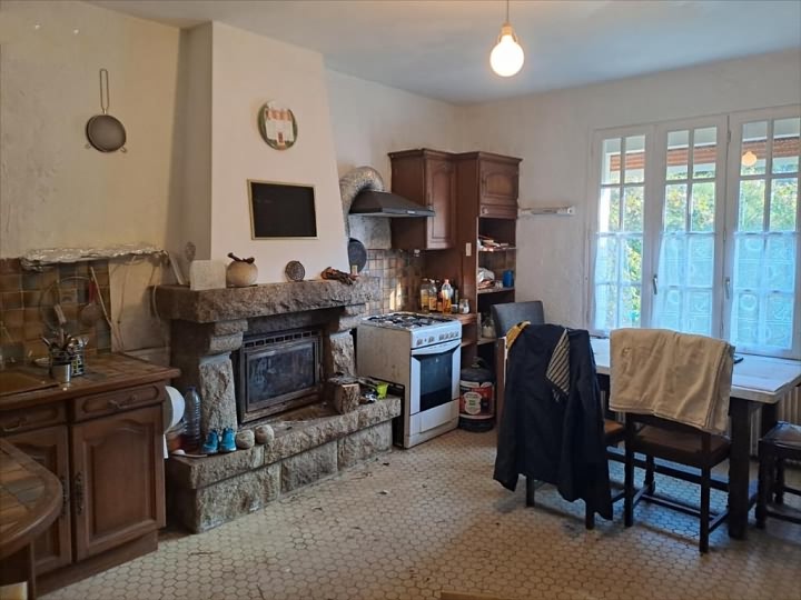 2 bed stone house for sale near Kerraden