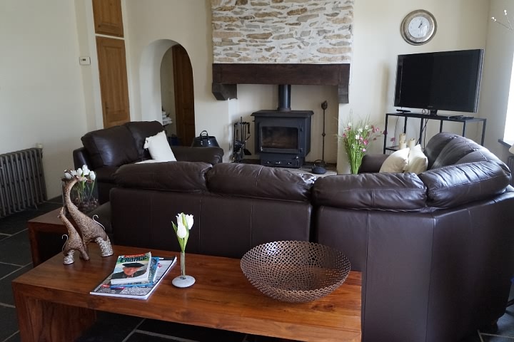 4 bed stone house for sale near Kerraden