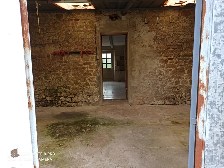 1 bed stone house for sale near Brittany centre