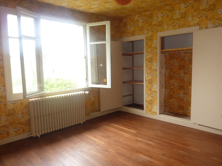 4 bed stone house for sale near Liglet