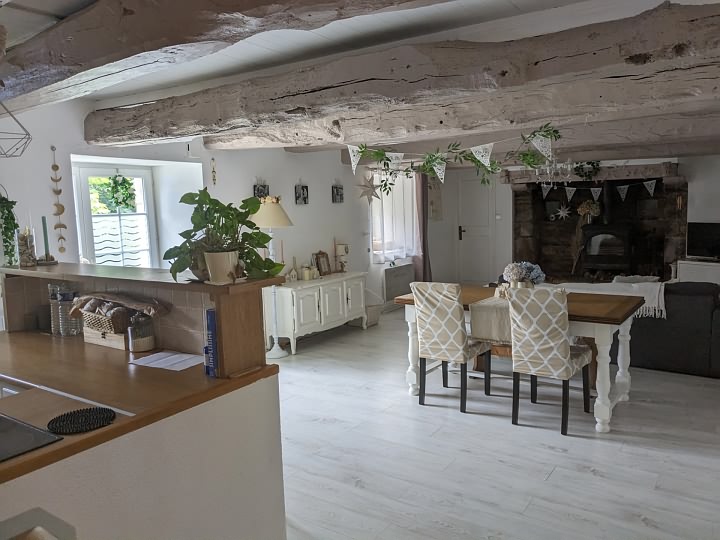 4 bed stone house for sale near Brittany centre