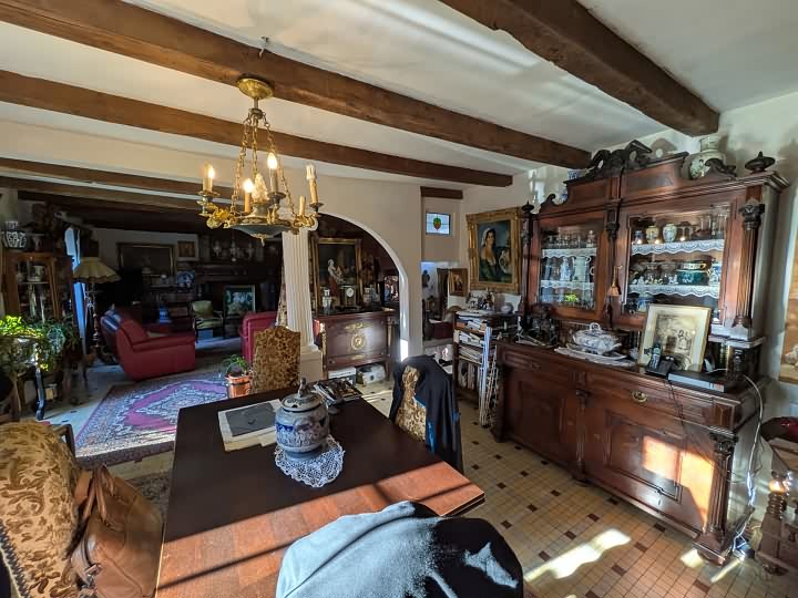 2 bed stone house for sale near Brittany centre