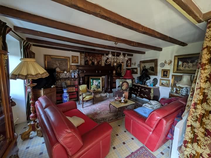 2 bed stone house for sale near Brittany centre