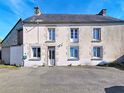 2 bed stone house for sale near Taupont