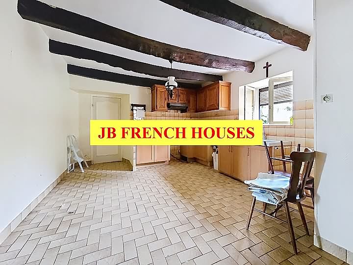 2 bed stone house for sale near Taupont