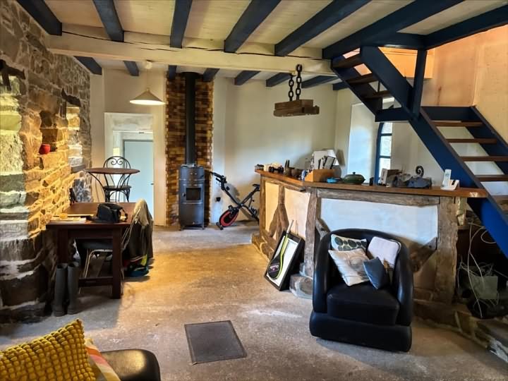 6 bed stone house for sale near Kerraden