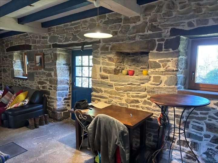 6 bed stone house for sale near Kerraden