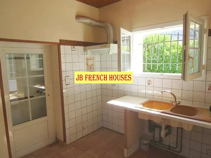 2 bed stone house for sale near Haimps