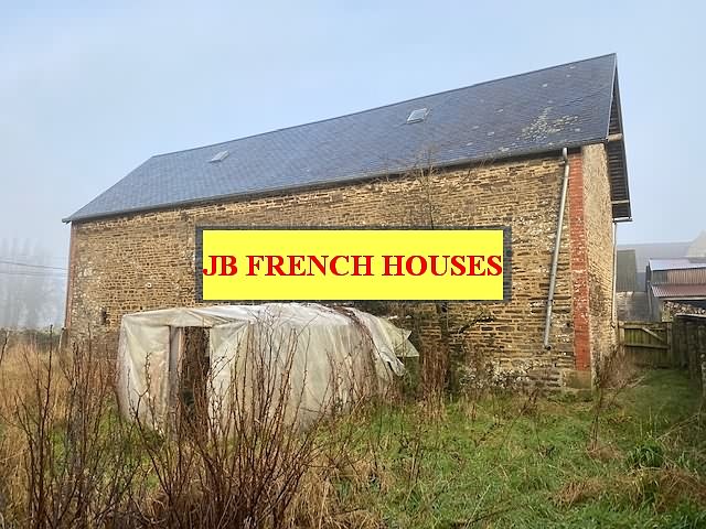 Stone house to renovate near Burcy