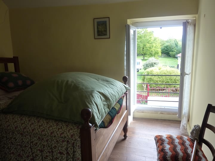 3 bed stone house for sale near Liglet