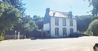 2 bed stone house for sale near Le Sourn