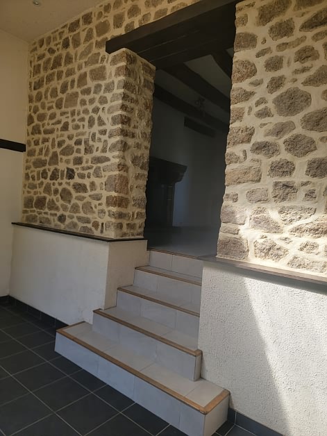 2 bed stone house for sale near Le Sourn