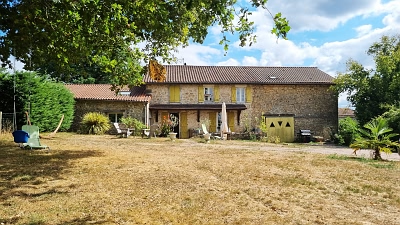 4 bed stone house for sale near Goulat