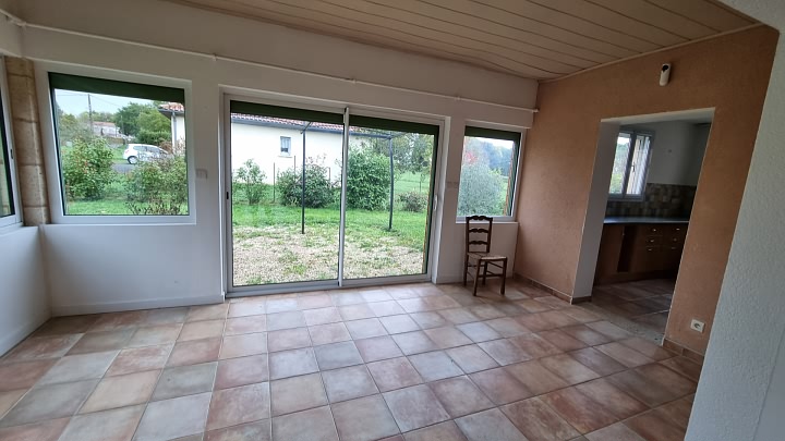 3 bed stone house for sale near Goulat