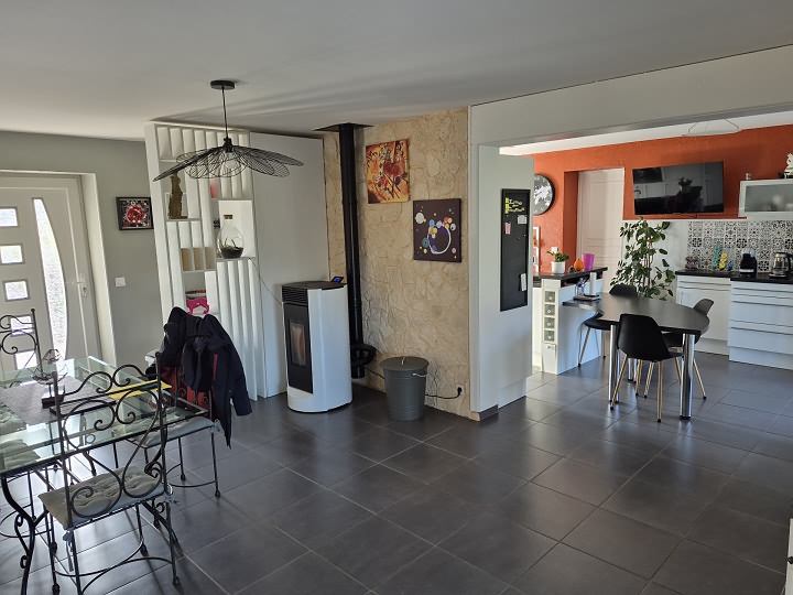 4 bed stone house for sale near Goulat