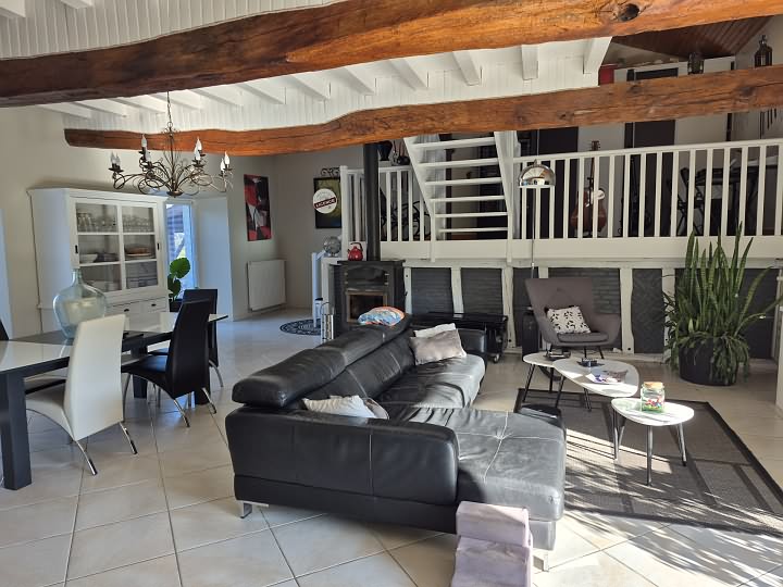 4 bed stone house for sale near Goulat