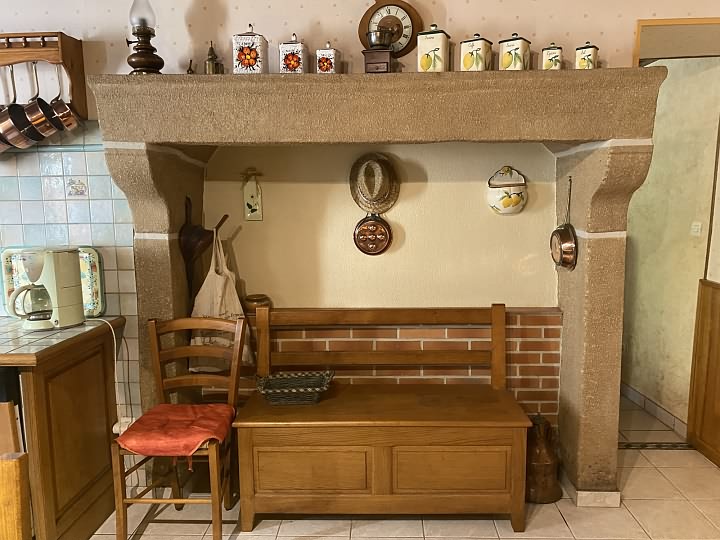 3 bed stone house for sale near Bujaleuf