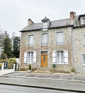 3 bed stone house for sale near Saint Vran