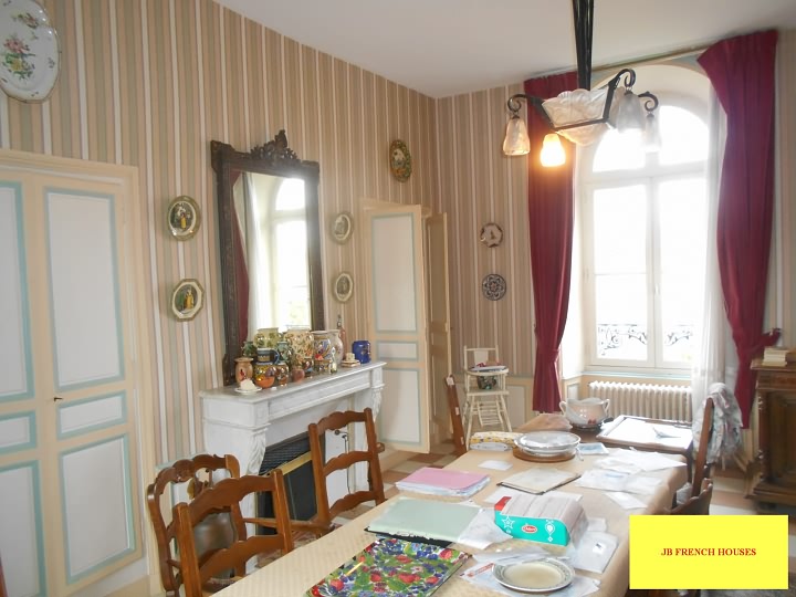 5 bed stone house for sale near Vengeons