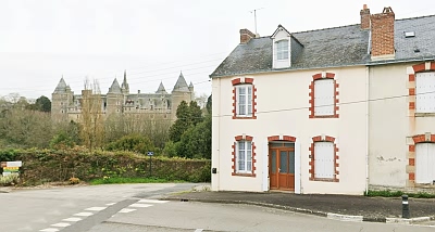 3 bed stone house for sale near Peer