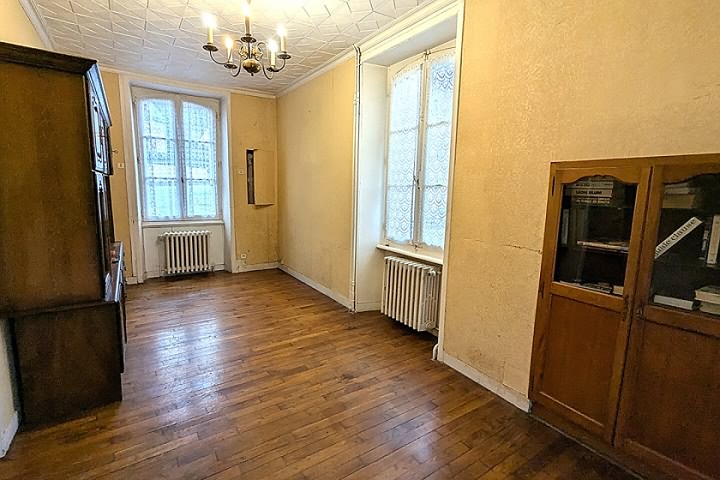 3 bed stone house for sale near Peer