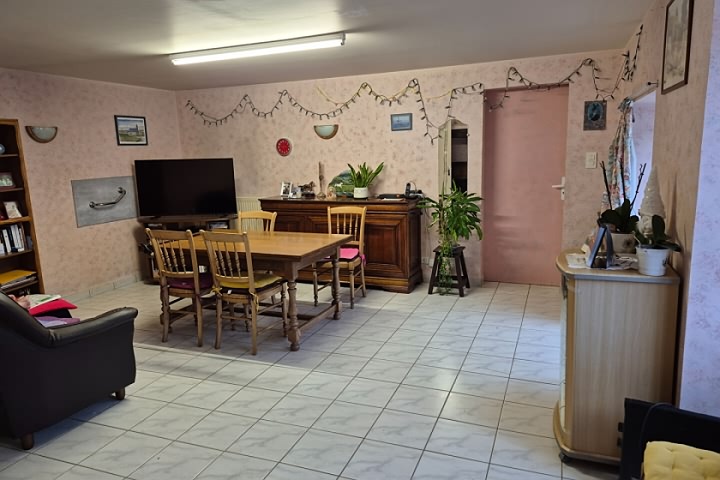 3 bed stone house for sale near Peer