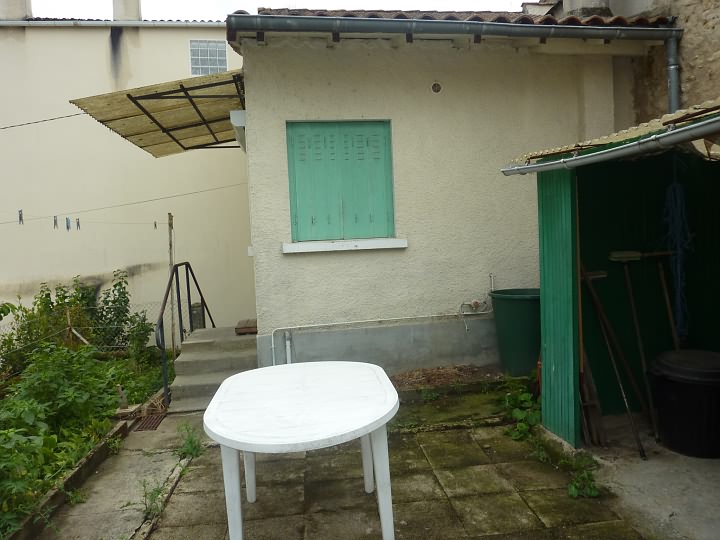 2 bed stone house for sale near Liglet