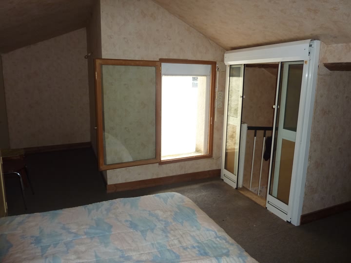 2 bed stone house for sale near Liglet