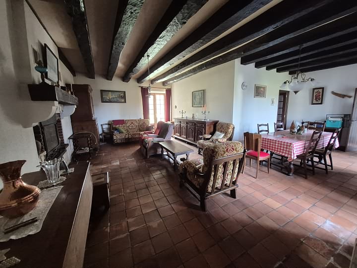 3 bed stone farmhouse for sale near Goulat